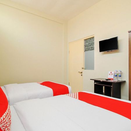Super Oyo 168 K-15 Residence Surabaya Ngoại thất bức ảnh