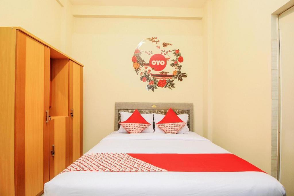 Super Oyo 168 K-15 Residence Surabaya Ngoại thất bức ảnh